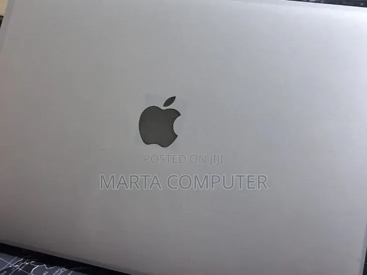 New Laptop Apple MacBook Air 2019 8GB Intel Core i5 SSD 128GB