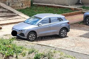 BYD E2 43 kWh 94 hp FWD 2025 Gray