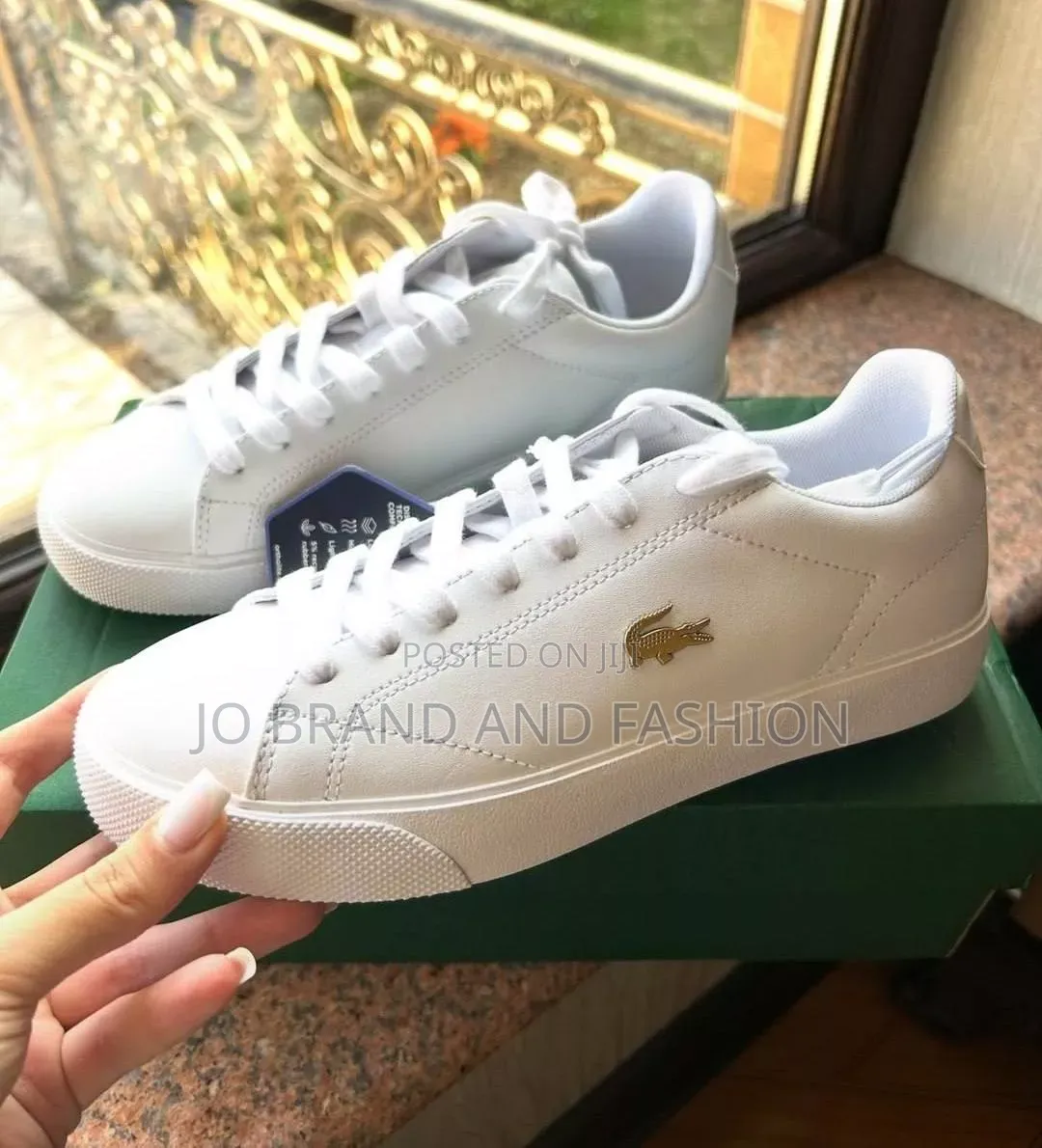 Lacoste Flat