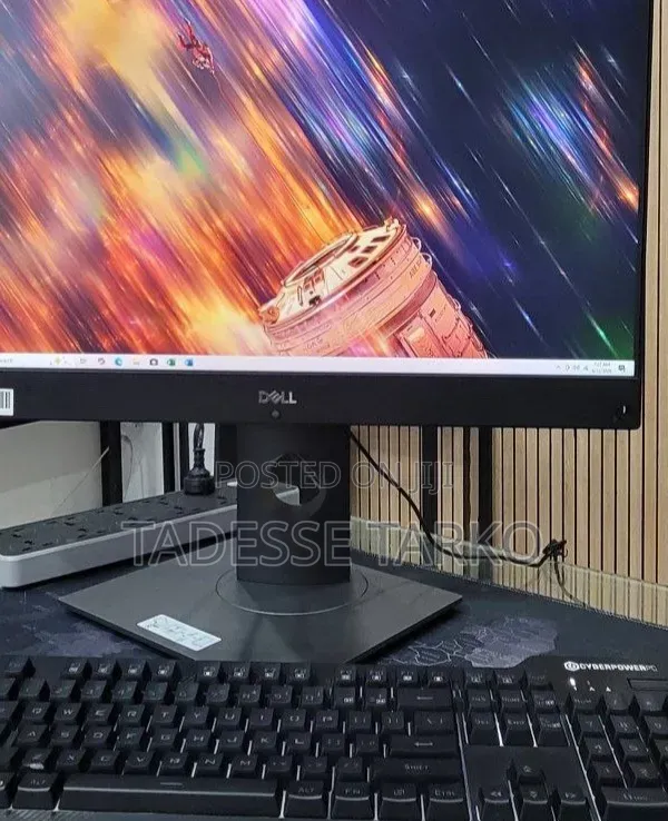 New Dell OptiPlex 7000 7410 All-in-One 8GB Intel Core i5 SSD 512GB