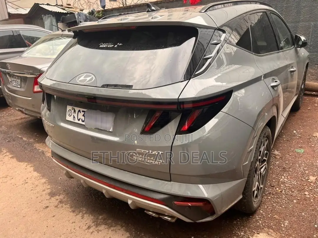 Hyundai Tucson 2022 Gray
