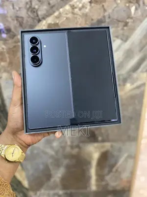 New Samsung Galaxy Fold 512 GB Black