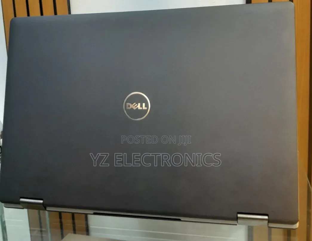 New Laptop Dell Inspiron 11 3000 8GB Intel Core i5 SSD 500GB