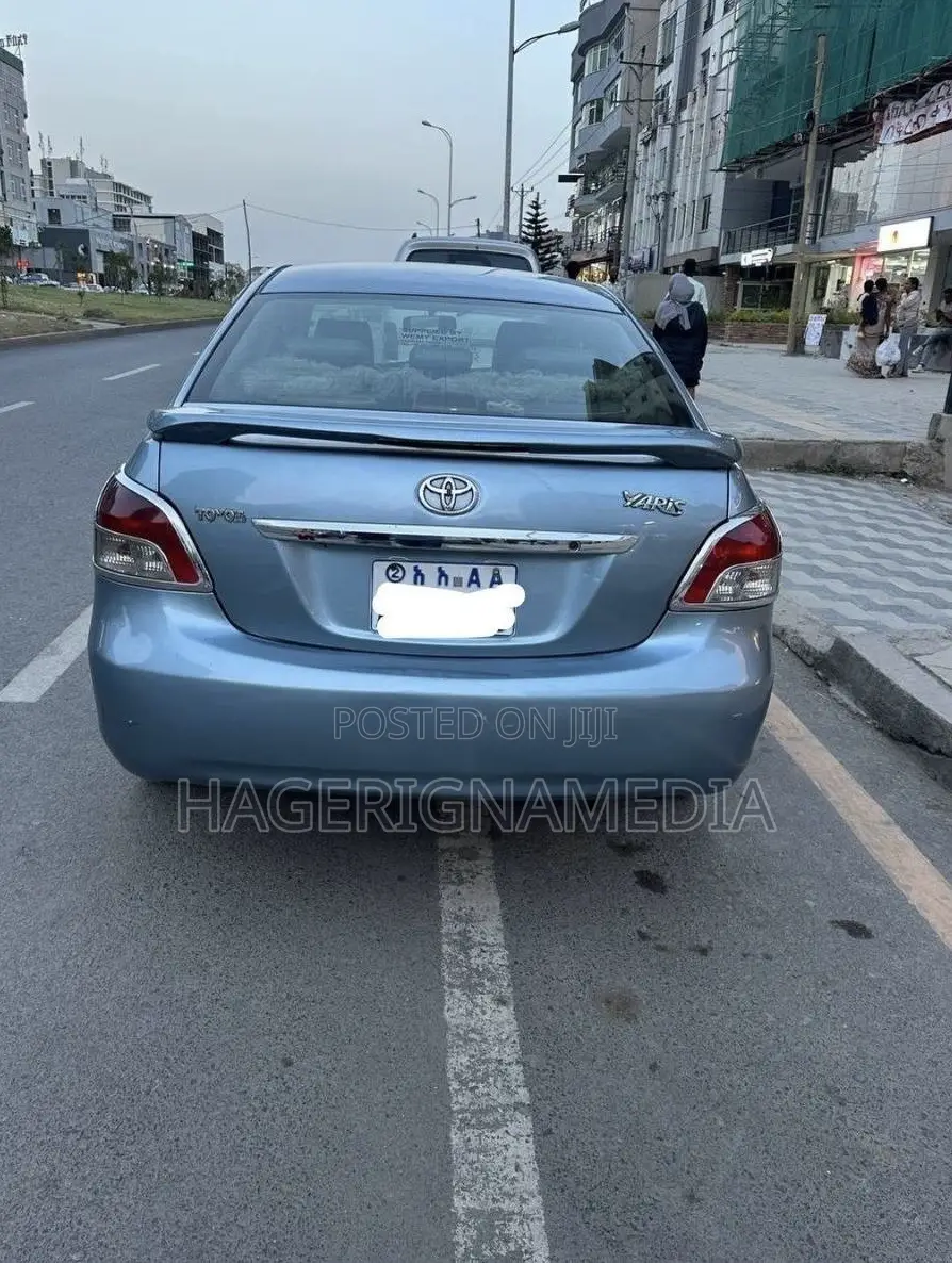 Toyota Yaris 2008 Silver