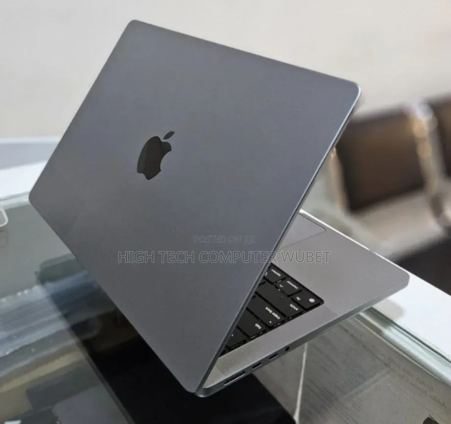 New Laptop Apple MacBook Pro 2021 M1 16GB Apple M1 Pro SSD 512GB