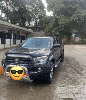 Toyota Tacoma 4dr Double Cab 2016 Black