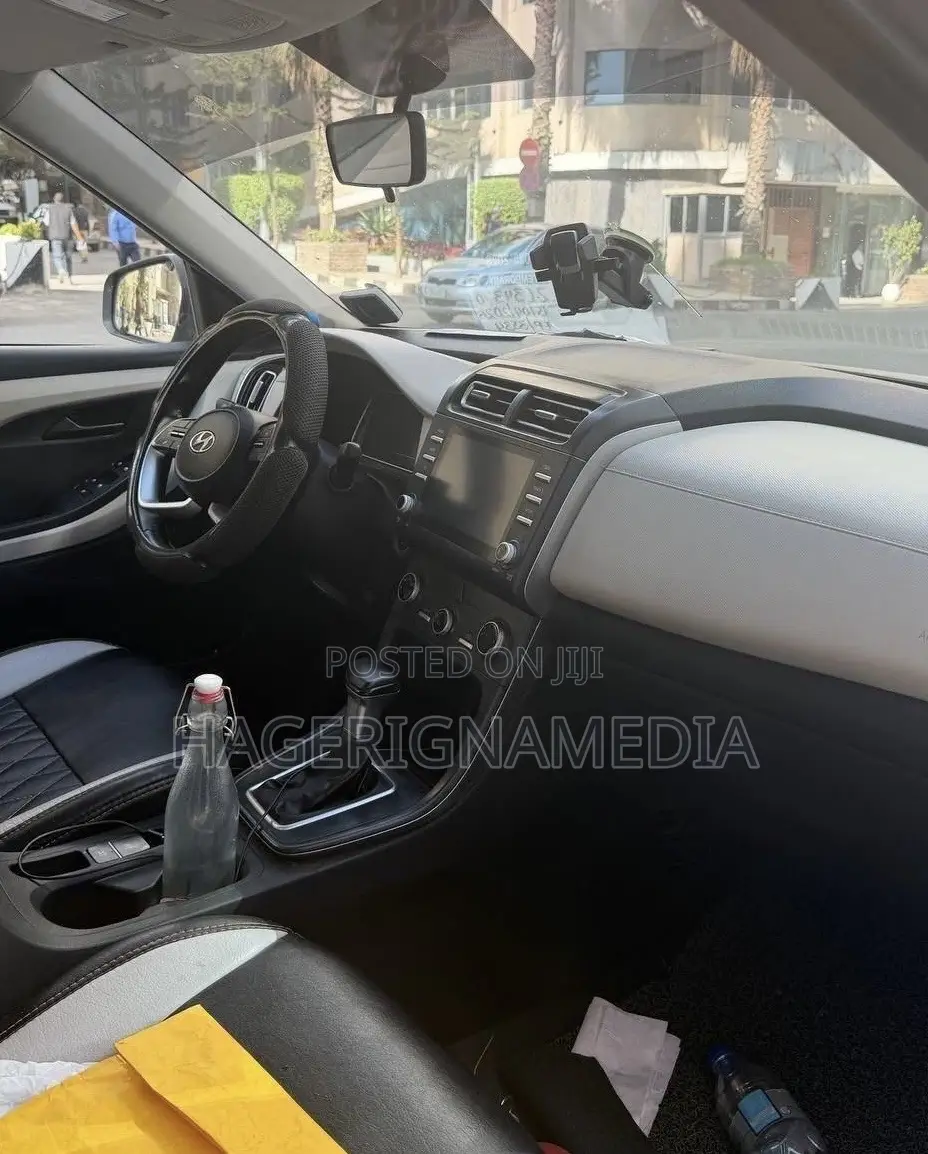 Hyundai Creta 2023 Gray