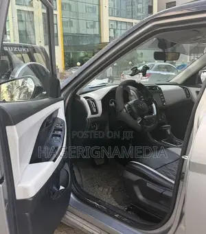 Hyundai Creta 2023 Gray