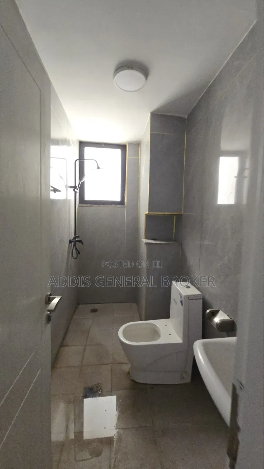 3bdrm Apartment in Bulbula, Bole for sale