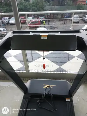 በቤቶ ስፖርት የሚሰሩበት ዘመናዊ Reebok Fr30z የመሮጫ ማሽን