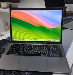 New Laptop Apple MacBook 8GB Intel Core i5 SSD 128GB
