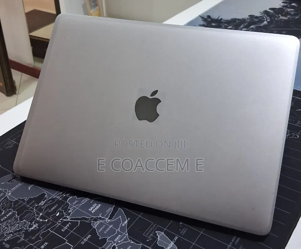 New Laptop Apple MacBook 8GB Intel Core i5 SSD 128GB