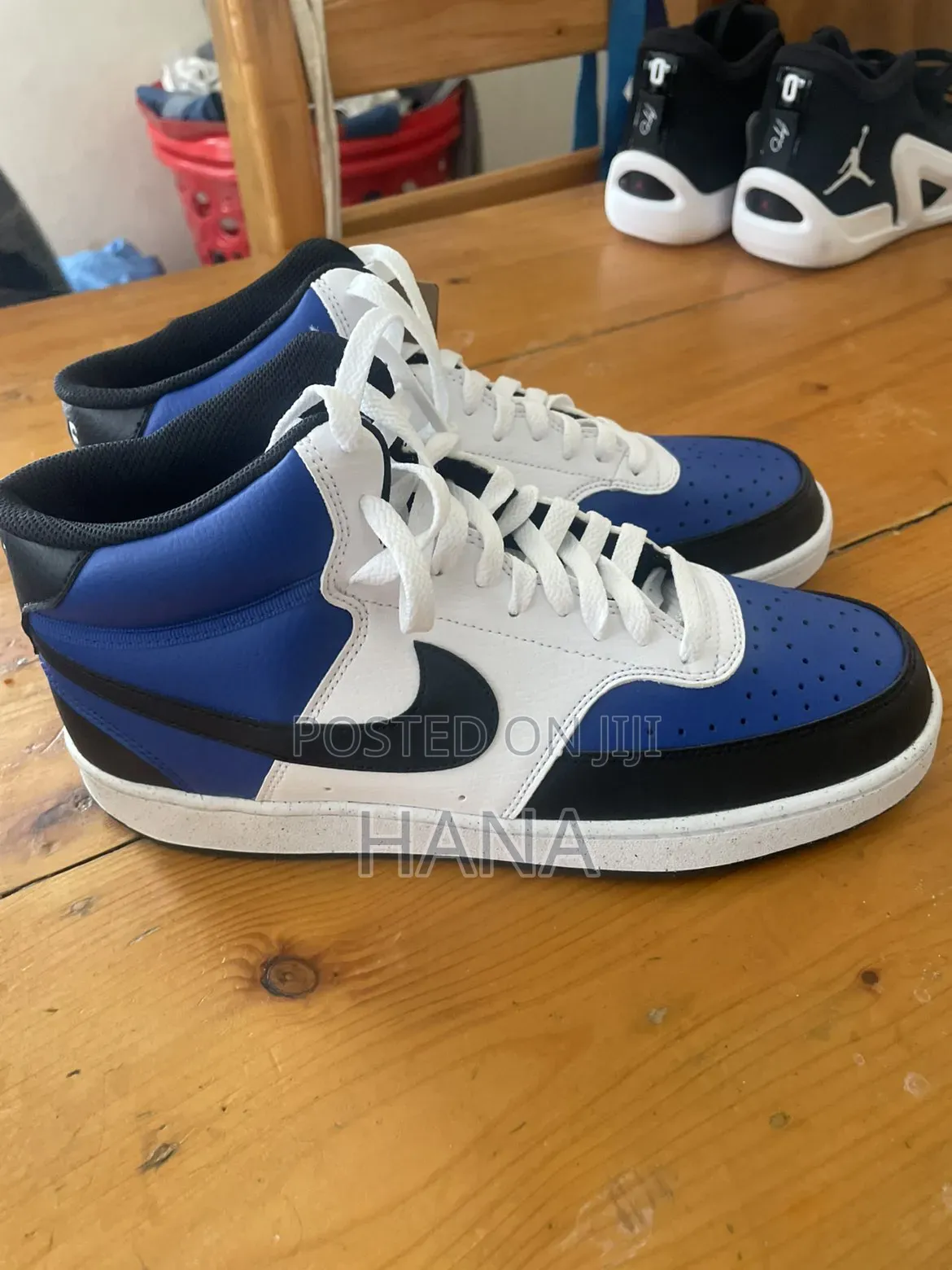 Nike Court Vision Mid