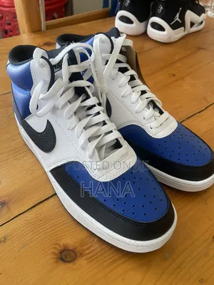 Nike Court Vision Mid