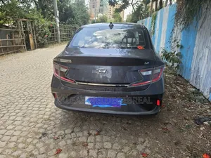 Hyundai I10 2022 Black