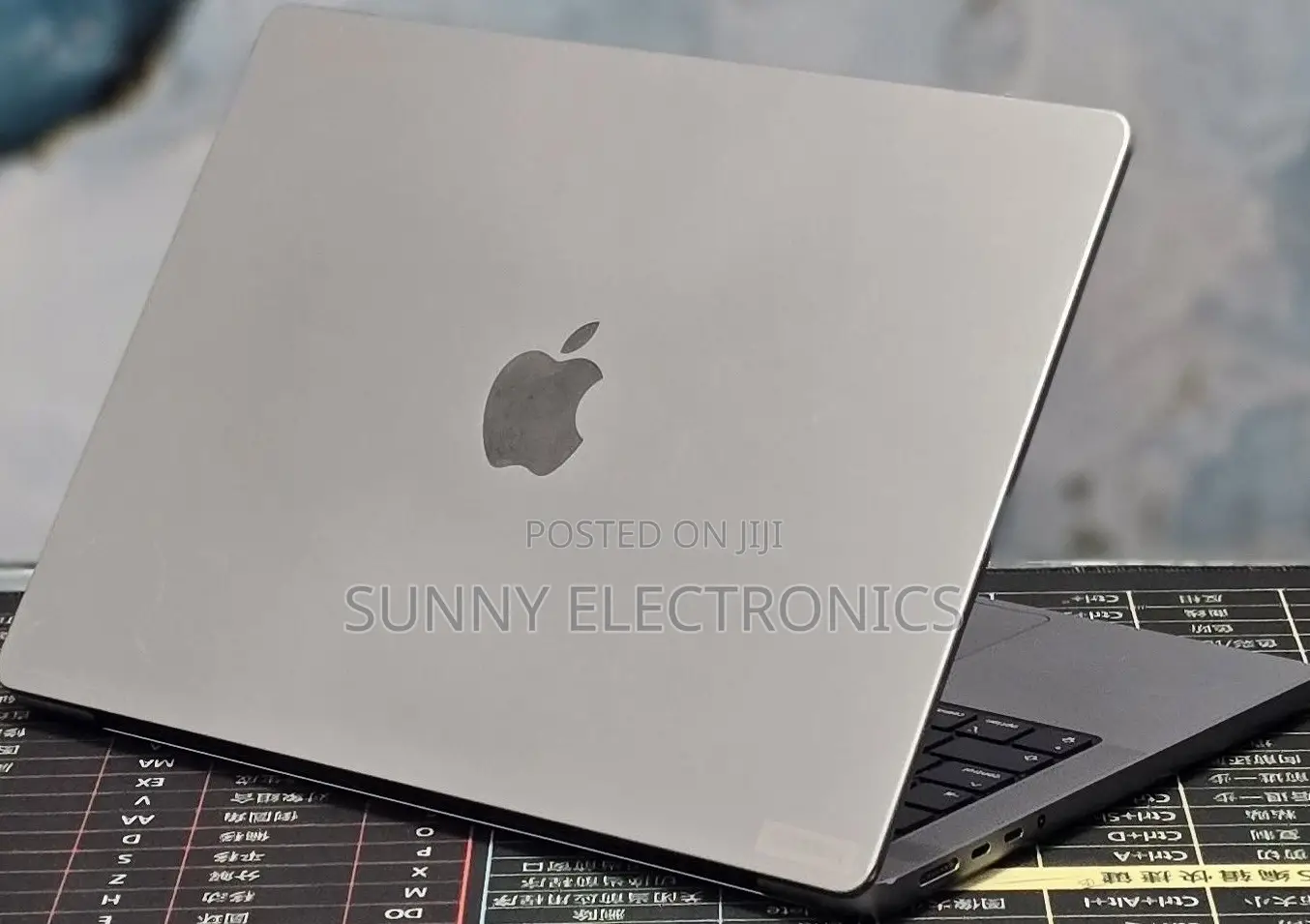 New Laptop Apple MacBook Pro 2021 M1 32GB Apple M1 Pro SSD 1T