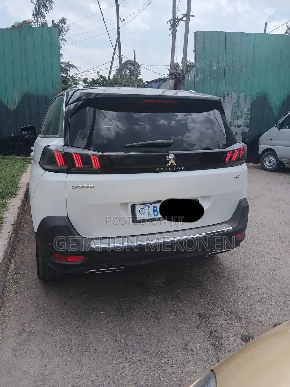 Peugeot 5008 2021 White