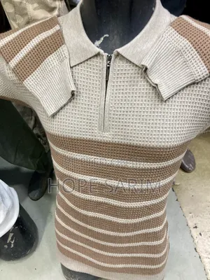 ሩብ ዚፕ ያለው የተጠለፈ ፖሎ ሸሚዝ