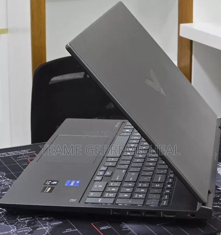 New Laptop HP Stream Notebook 16GB Intel Core i7 SSD 1T