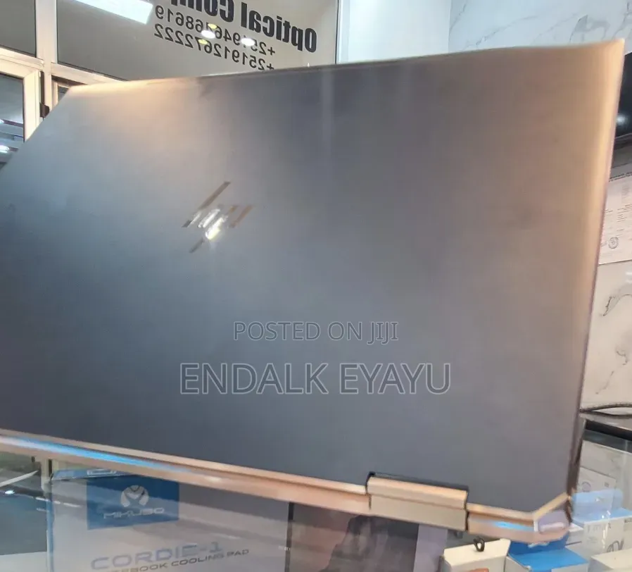 New Laptop HP Spectre 16GB Intel Core i7 SSD 512GB