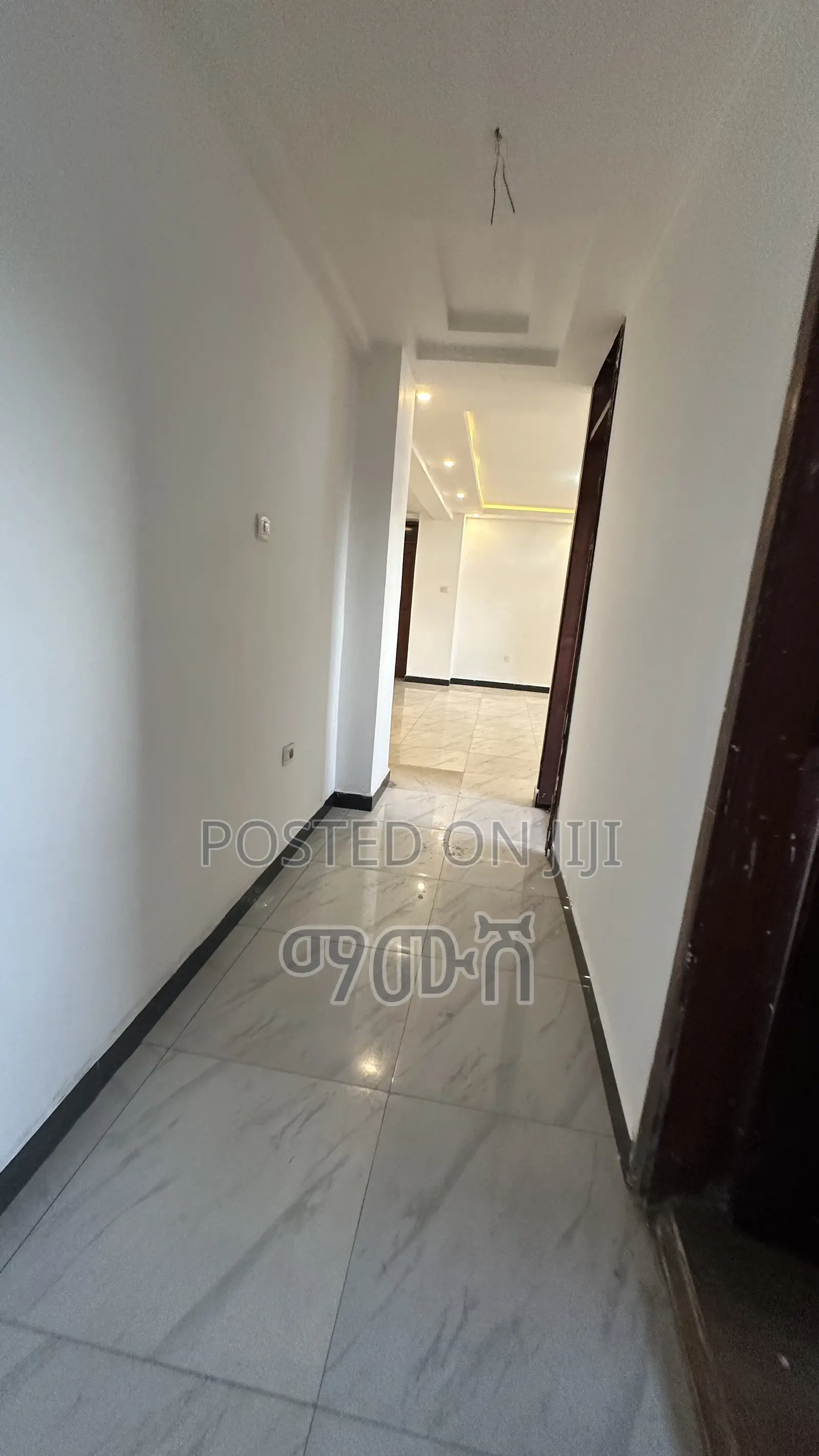 Furnished 2bdrm Condo in የሚሸጥ 40/60 ኮንዶሚኒየም, Bole for sale