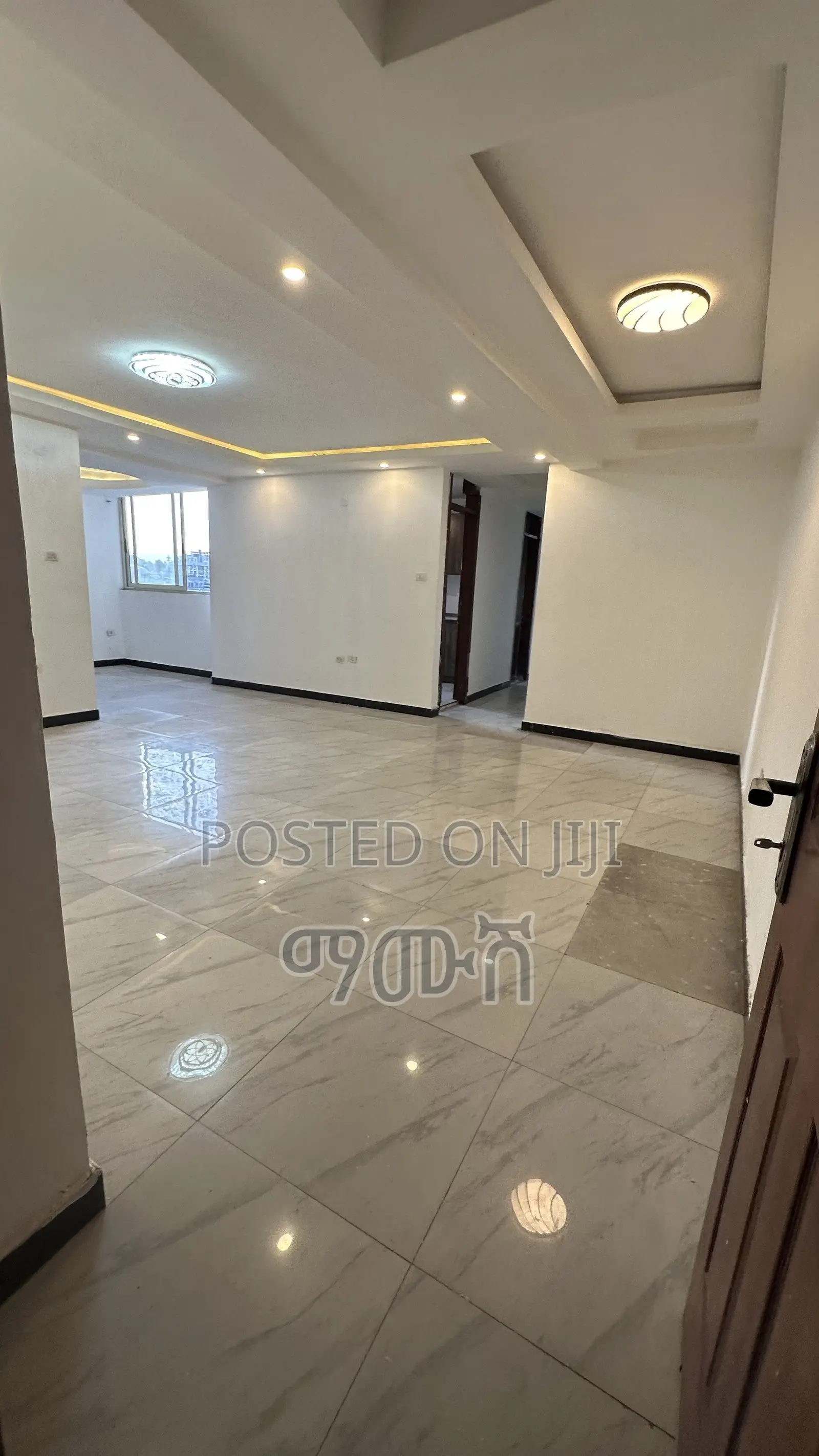 Furnished 2bdrm Condo in የሚሸጥ 40/60 ኮንዶሚኒየም, Bole for sale