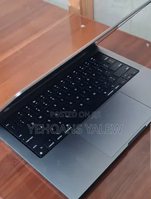 New Laptop Apple MacBook Pro 2021 M1 16GB Apple M1 Pro SSD 512GB