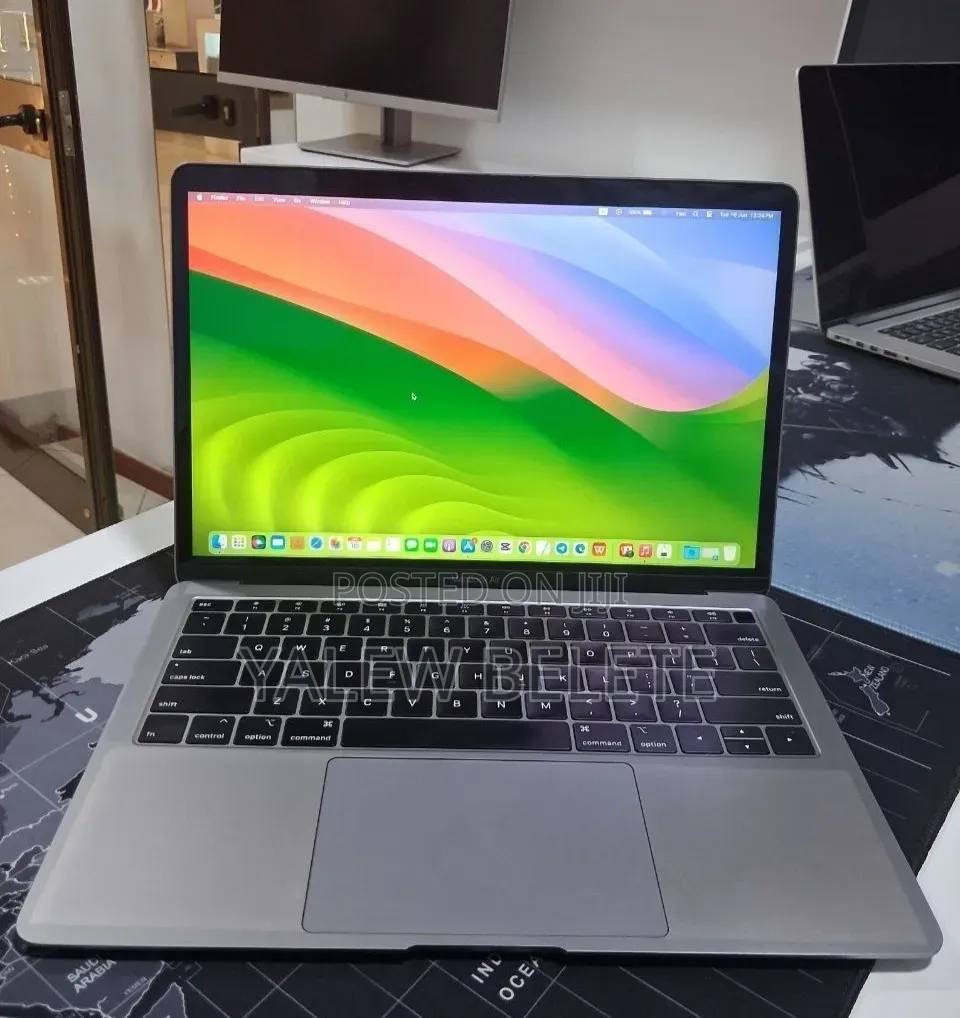 New Laptop Apple MacBook Air 8GB Intel Core i5 SSD 128GB