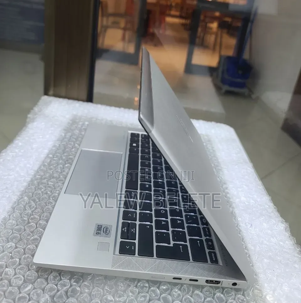 New Laptop HP EliteBook 840 G7 8GB Intel Core i5 SSD 128GB