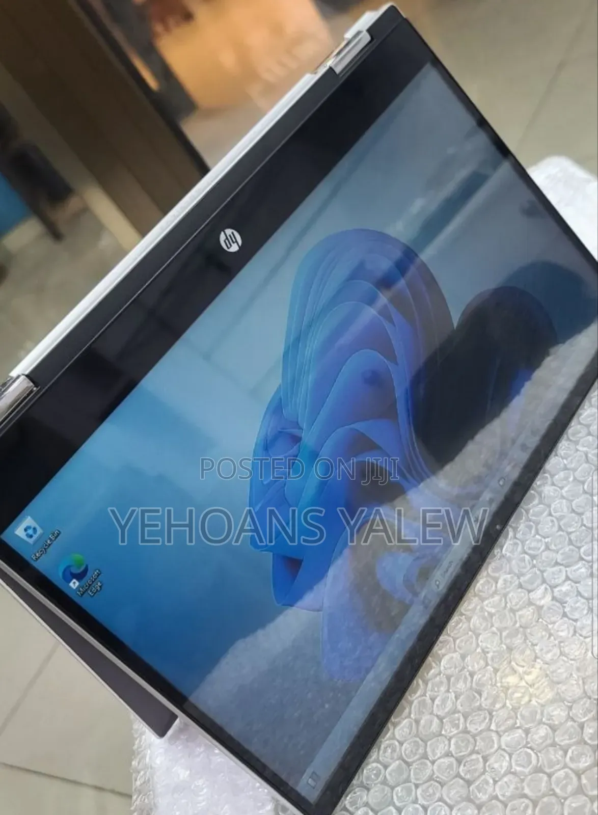 New Laptop HP Pavilion X360 8GB Intel Core i3 SSD 128GB
