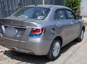 Suzuki Dzire 2023 Silver
