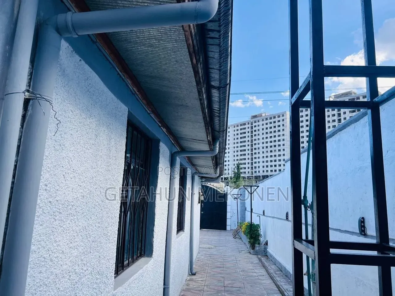 Urjent አስቸኳይ ሽያጭ – መኖሪያ ቤት ሲኤምሲ (Cmc)