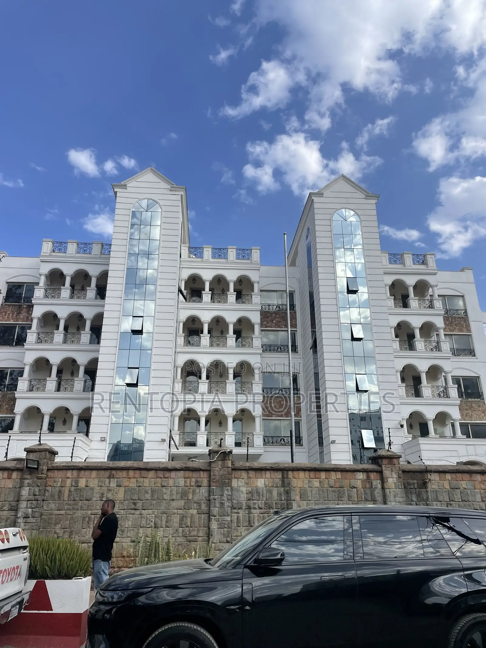 Hotel for Rent! Bole