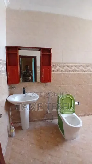 Furnished 4bdrm Villa in ቀለበት ወጣት ማዕከል, Nifas Silk-Lafto for sale
