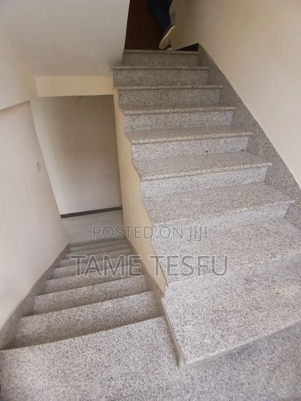 Furnished 4bdrm House in ጋርመንት, Nifas Silk-Lafto for sale