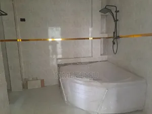 Furnished 6bdrm House in ኃይሌ ጋረመንት, Nifas Silk-Lafto for sale
