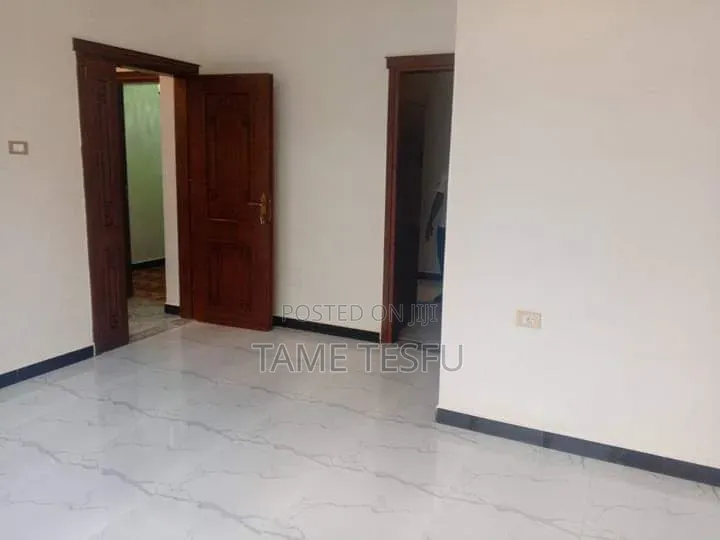 Furnished 4bdrm House in ኃይሌ ጋርመንት, Nifas Silk-Lafto for sale