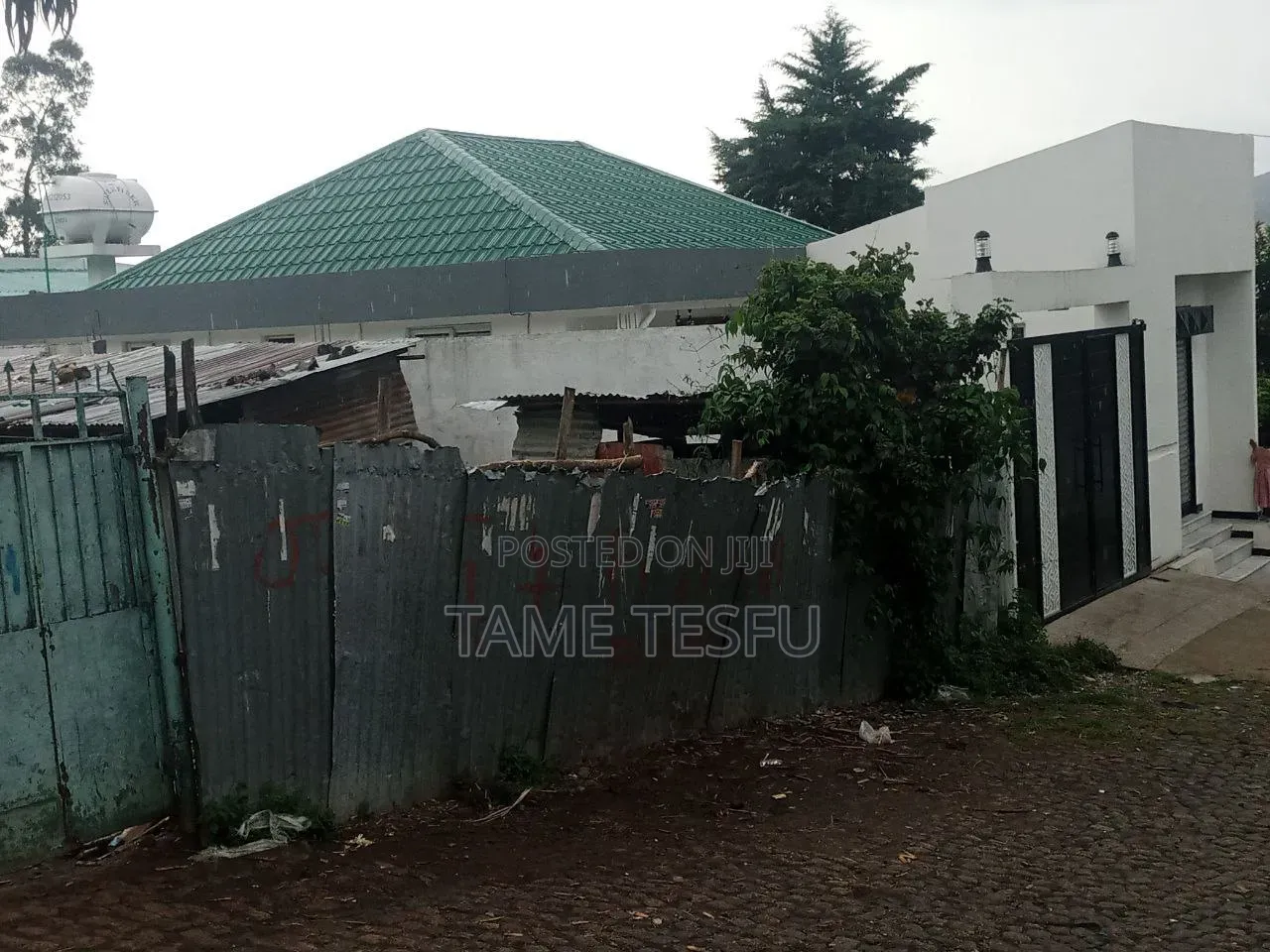 Furnished 5bdrm Villa in ሃና ማርያም, Nifas Silk-Lafto for sale