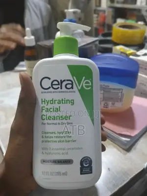 Cerave Hydrating Facial Cleanser