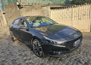 Hyundai Avante 2021 Gray