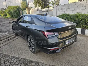 Hyundai Avante 2021 Gray