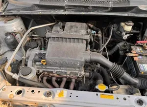 Toyota Platz 2001 Silver