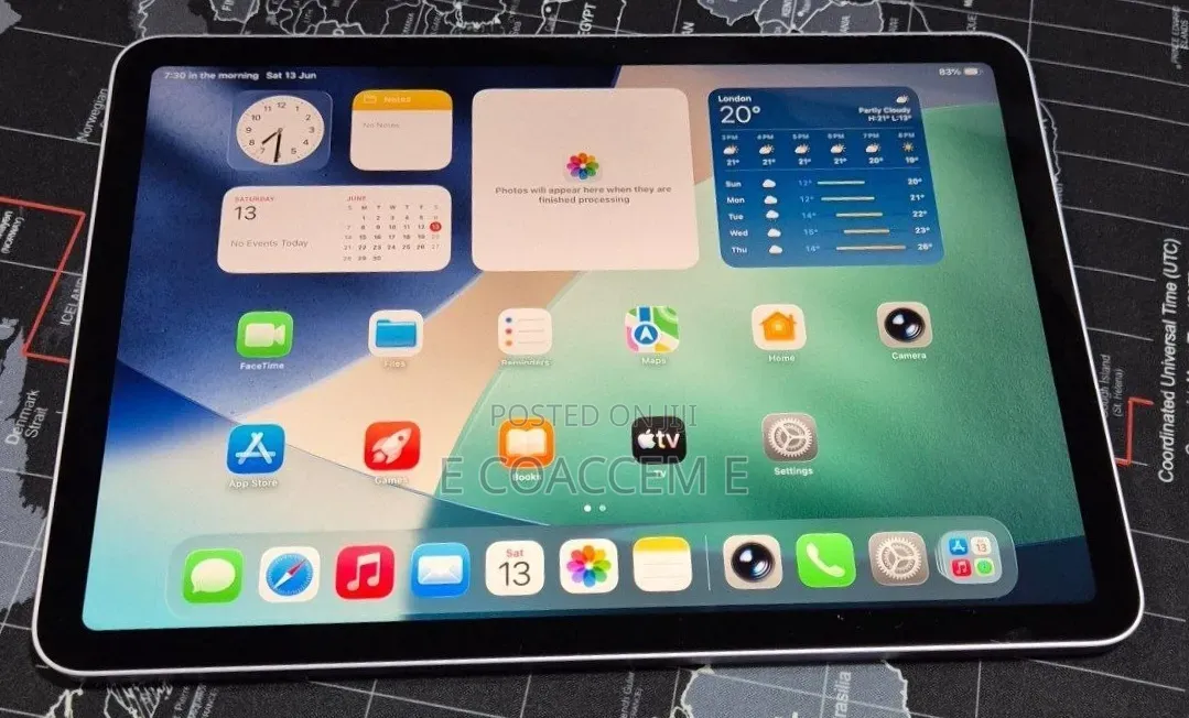 New Apple iPad Air 128 GB Gray