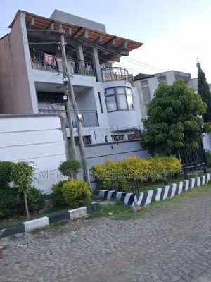 7bdrm House in Bole for sale