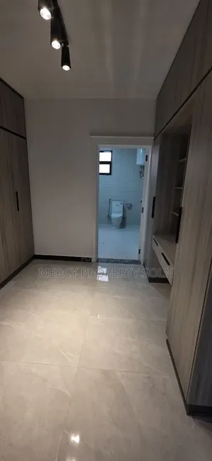 7bdrm House in Bole for sale