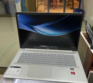 New Laptop HP 8GB AMD Ryzen 5 SSD 512GB