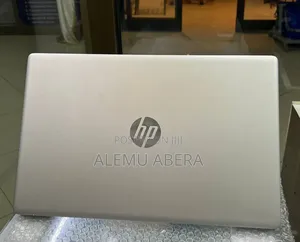 New Laptop HP 8GB AMD Ryzen 5 SSD 512GB