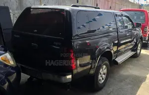 Toyota Hilux 2008 Black