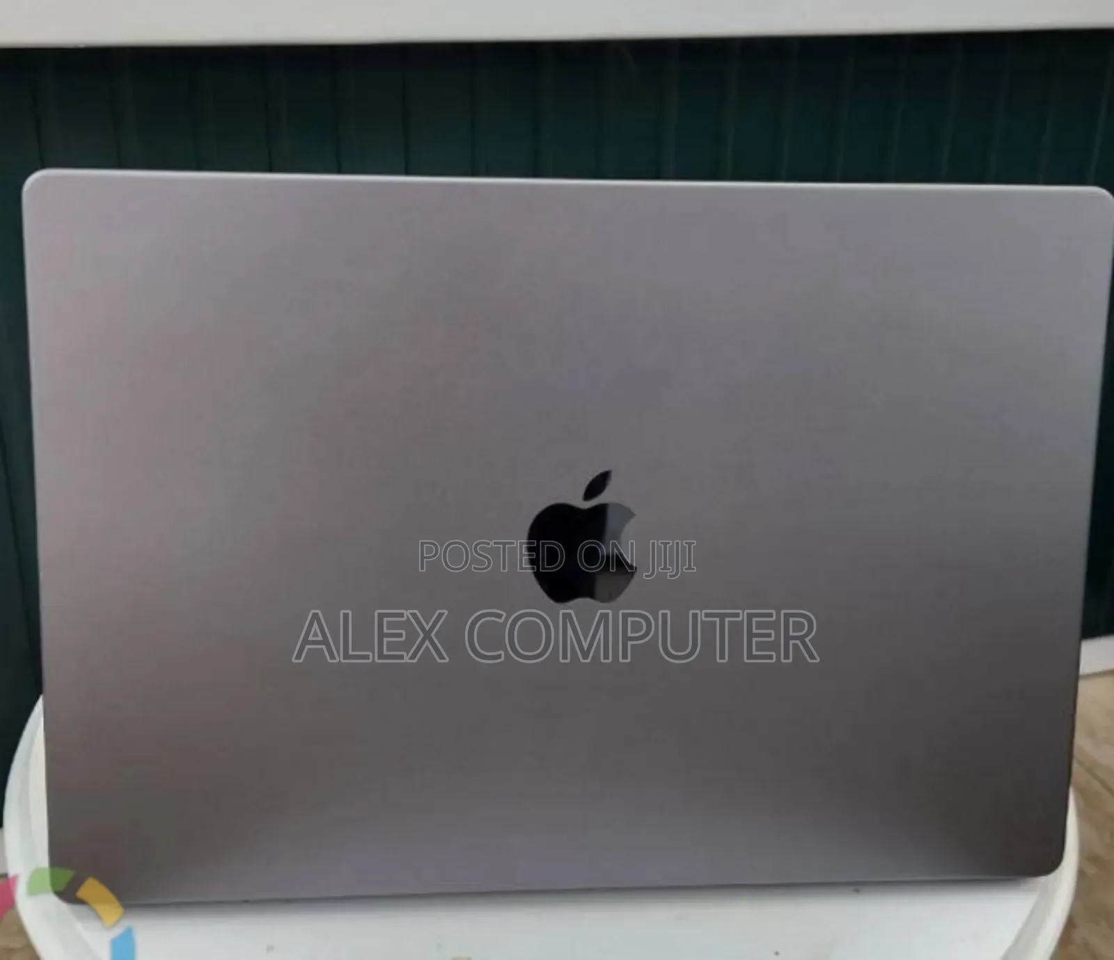 New Laptop Apple MacBook Pro 2021 M1 16GB Apple M1 Pro SSD 1T