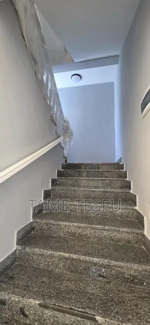 Furnished 8bdrm House in ቦሌ, Bole for sale